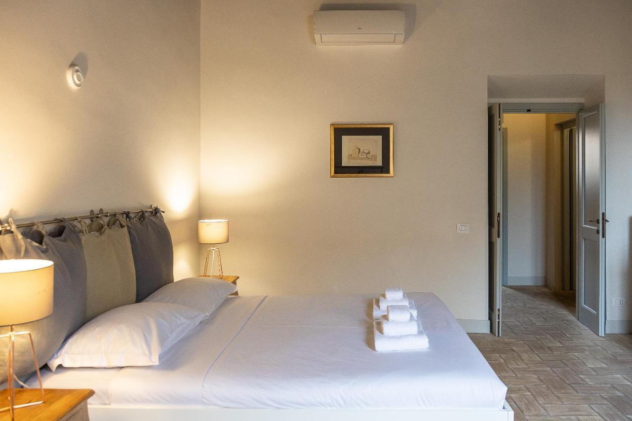Rome Historical Apartment - Arco Dei Banchi Exterior photo