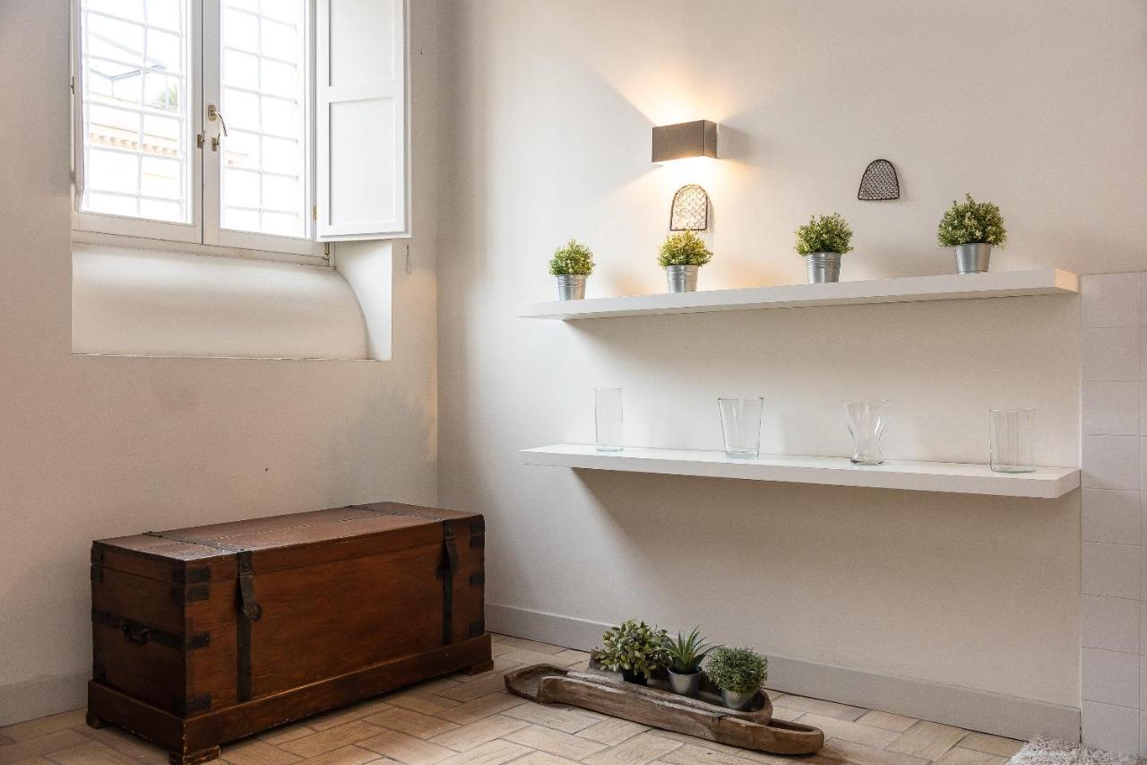 Rome Historical Apartment - Arco Dei Banchi Exterior photo