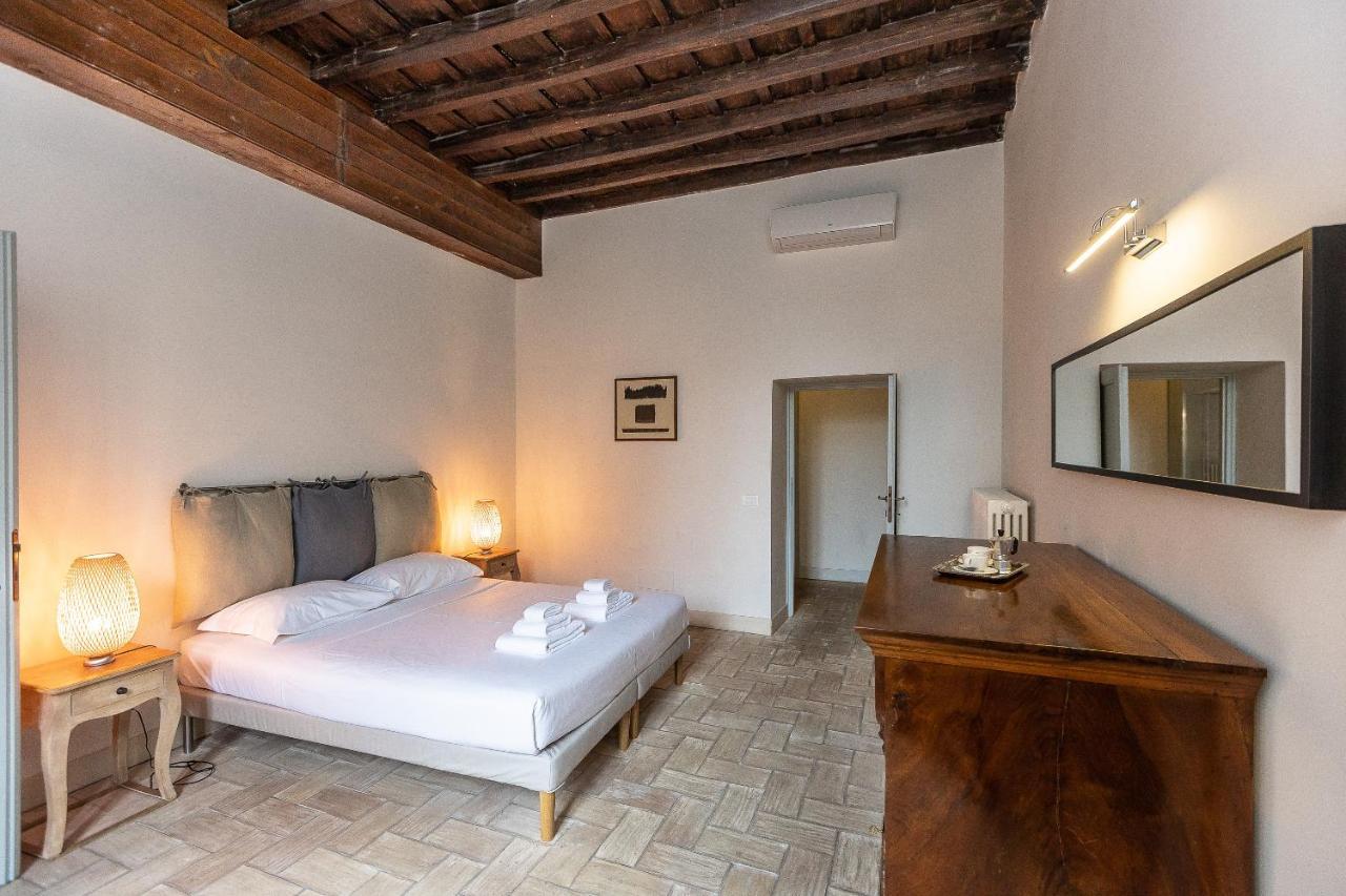Rome Historical Apartment - Arco Dei Banchi Exterior photo