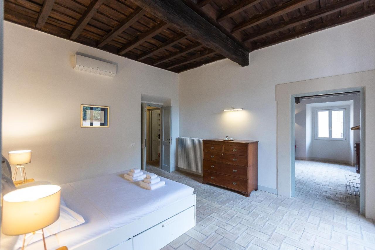 Rome Historical Apartment - Arco Dei Banchi Exterior photo